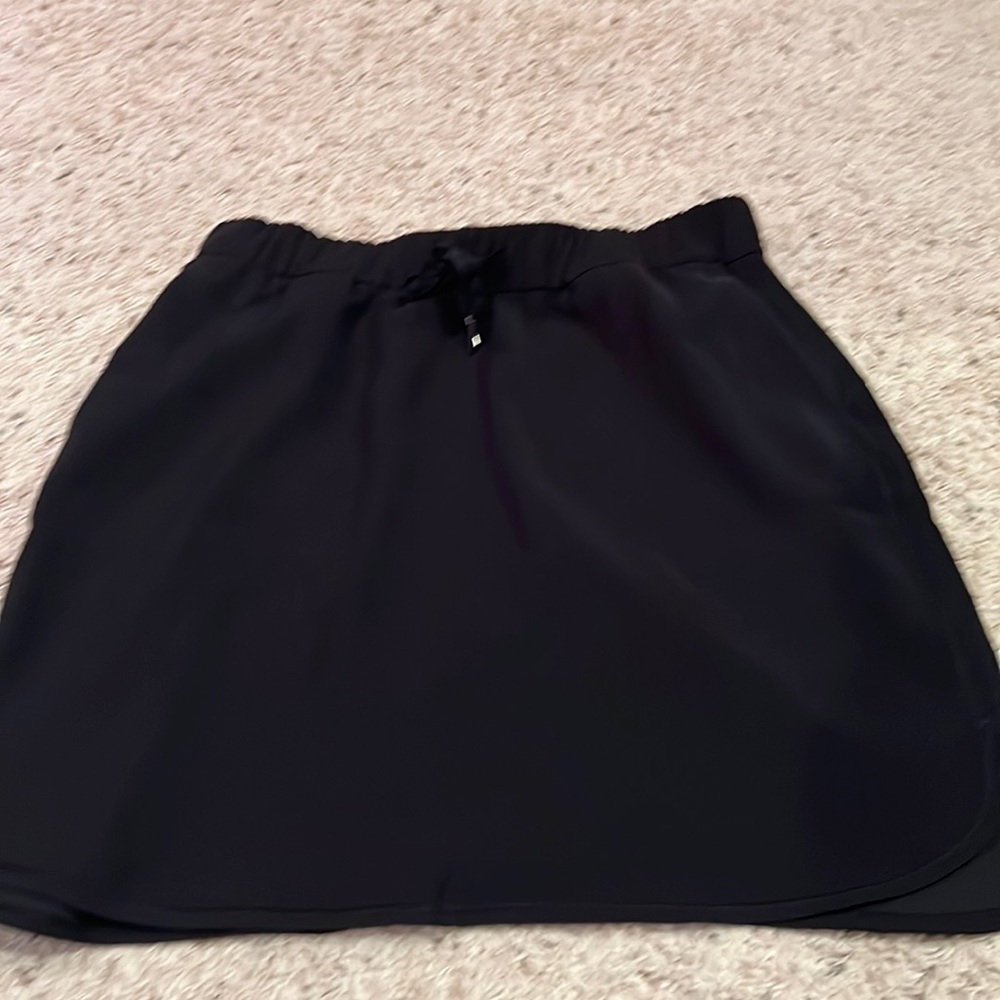 Women’s athletic lululemon skirt